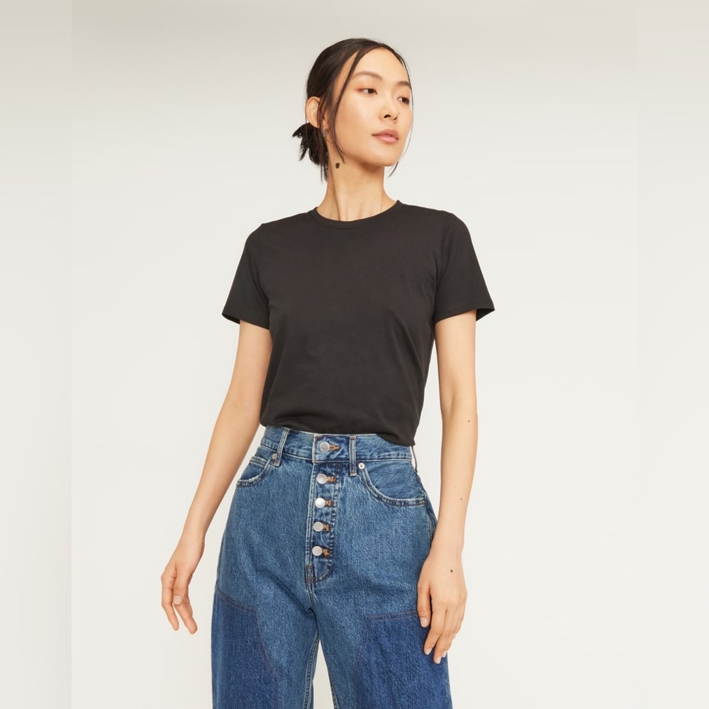 NWOT Everlane The Organic Cotton Crew Tee